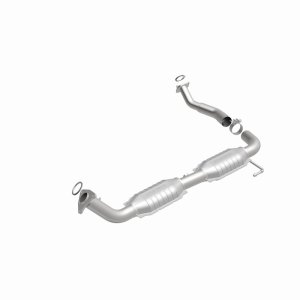 Toyota Sequoia Catalytic Converter - Magnaflow - OEM Grade Direct-Fit - `08-`09