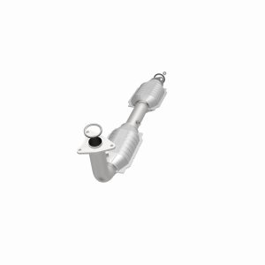 Toyota Sequoia Catalytic Converter - Magnaflow - OEM Grade Direct-Fit - `08-`09