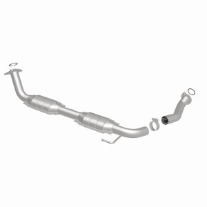 Toyota Tundra Catalytic Converter - Driver Side - Magnaflow - OEM Grade Direct-Fit (Federal/EPA Compliant) - `07-`21