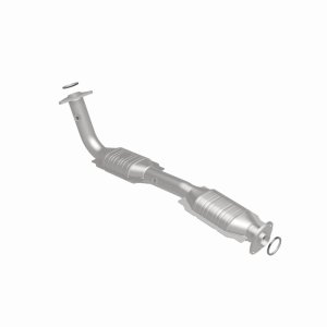 Toyota Sequoia Catalytic Converter - Magnaflow - OEM Grade Federal/EPA Compliant Direct-Fit - `08-`22