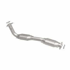 Toyota Tundra Catalytic Converter - Magnaflow - OEM Grade Federal/EPA Compliant Direct-Fit - `07-`21