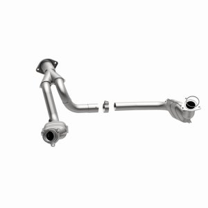 Cadillac Escalade Catalytic Converter - Driver Side - Magnaflow - OEM Grade Direct-Fit - `07-`10