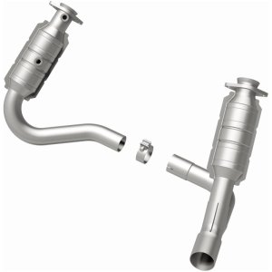Chrysler Aspen Catalytic Converter - Magnaflow - Direct-Fit - 2008