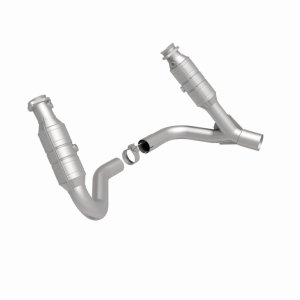 Chrysler Aspen Catalytic Converter - Magnaflow - Direct-Fit - 2008