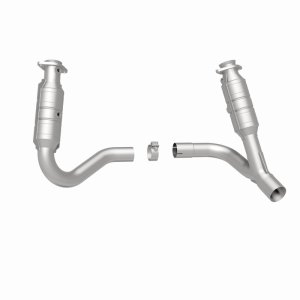 Chrysler Aspen Catalytic Converter - Magnaflow - Direct-Fit - 2008