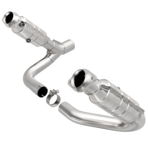 Dodge Durango Catalytic Converter - Magnaflow - Direct-Fit - 2008