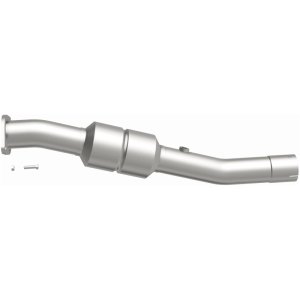 Chevrolet Silverado 2500 HD Catalytic Converter - Rear - Magnaflow - Direct-Fit OEM Grade - `01-`06