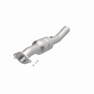 GMC Sierra 2500 HD Catalytic Converter - Rear - Magnaflow - Direct-Fit OEM Grade - `01-`06