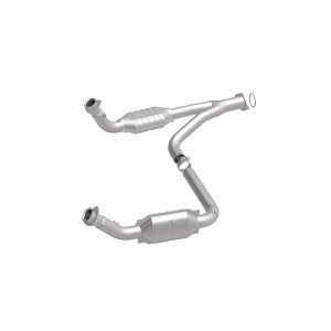 Chevrolet Silverado 2500 HD Catalytic Converter - Magnaflow - Direct-Fit - `07-`10