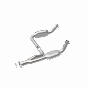 Chevrolet Silverado 2500 HD Catalytic Converter - Magnaflow - Direct-Fit - `07-`10
