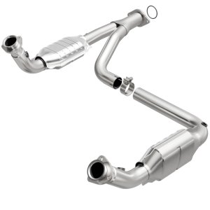 Chevrolet Silverado 2500 HD Catalytic Converter - Magnaflow - Direct-Fit - `07-`10