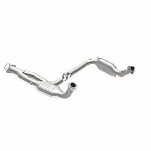 Chevrolet Silverado 2500 HD Catalytic Converter - Magnaflow - Direct-Fit - `07-`10