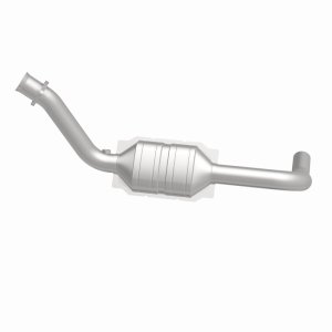 Chrysler Aspen Catalytic Converter - Driver Side - Magnaflow - Direct Fit - `07-`09