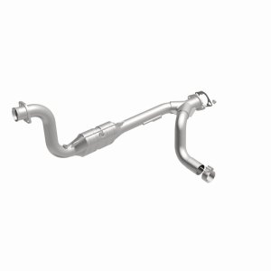 Chrysler Aspen Catalytic Converter - Passenger Side - Magnaflow - OEM Grade Federal/EPA Compliant Direct-Fit - `07-`09