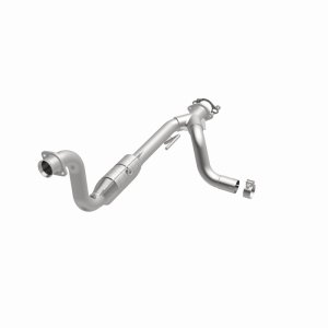 Chrysler Aspen Catalytic Converter - Passenger Side - Magnaflow - OEM Grade Federal/EPA Compliant Direct-Fit - `07-`09