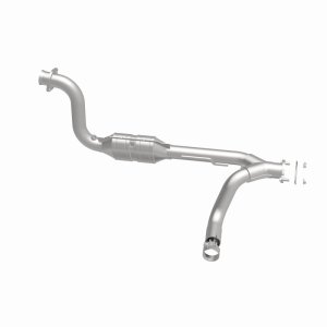 Dodge Durango Catalytic Converter - Passenger Side - Magnaflow - OEM Grade Federal/EPA Compliant Direct-Fit - `07-`09
