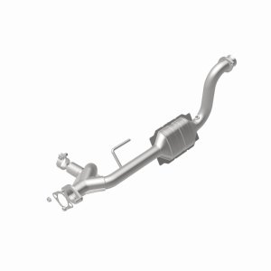 Dodge Durango Catalytic Converter - Passenger Side - Magnaflow - OEM Grade Federal/EPA Compliant Direct-Fit - `07-`09