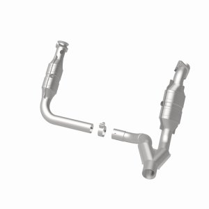 Ram 1500 Catalytic Converter - Magnaflow - OEM Grade Direct-Fit - `11-`18 Ram 1500 Catalytic Converter - Magnaflow - OEM Grade Direct-Fit - `11-`18
