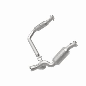 Ram 1500 Catalytic Converter - Magnaflow - OEM Grade Direct-Fit - `11-`13