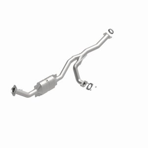 Ford Ranger Catalytic Converter - Passenger Side - Magnaflow - OEM Grade Direct-Fit - `07-`08