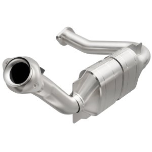 Mazda B4000 Catalytic Converter - Driver Side - Magnaflow - OEM Grade Direct-Fit - `07-`10