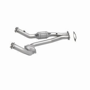 Mazda B4000 Catalytic Converter - Front - Magnaflow - OEM Grade Direct-Fit - 2004