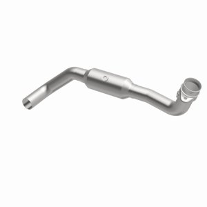 Ford F-150 Catalytic Converter - Driver Side - Magnaflow - Direct-Fit, OEM Grade, Federal/EPA Compliant - `04-`08