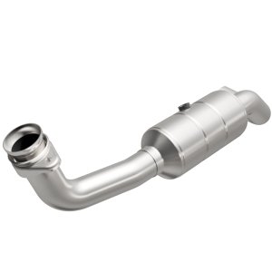 Ford F-150 Catalytic Converter - Driver Side - Magnaflow - Direct-Fit, OEM Grade, Federal/EPA Compliant - `04-`08 Ford F-150 Catalytic Converter - Driver Side - Magnaflow - Direct-Fit, OEM Grade, Federal/EPA Compliant - `04-`08