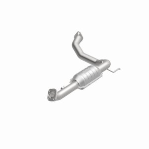 Toyota 4Runner Catalytic Converter - Driver Side Rear - Magnaflow - OEM Grade Direct-Fit - `05-`09