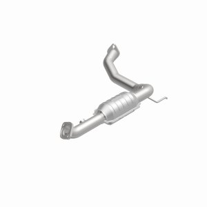 Toyota 4Runner Catalytic Converter - Driver Side Rear - Magnaflow - OEM Grade Direct-Fit - `05-`09