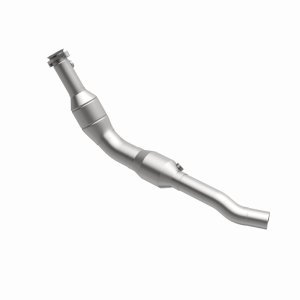 Land Rover LR3 Catalytic Converter - Driver Side - Magnaflow - Direct-Fit, OEM Grade, Federal/EPA Compliant, Spun Body Design, Mandrel-Bent 409 Stainless Steel - `05-`09