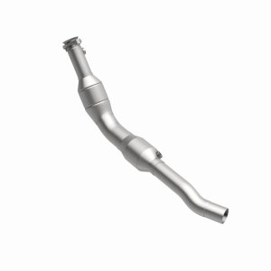Land Rover Range Rover Sport Catalytic Converter - Driver Side - Magnaflow - Direct-Fit, OEM Grade, Federal/EPA Compliant, Spun Body Design, Mandrel-Bent 409 Stainless Steel - `06-`09