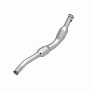 Land Rover Range Rover Sport Catalytic Converter - Driver Side - Magnaflow - Direct-Fit, OEM Grade, Federal/EPA Compliant, Spun Body Design, Mandrel-Bent 409 Stainless Steel - `06-`09