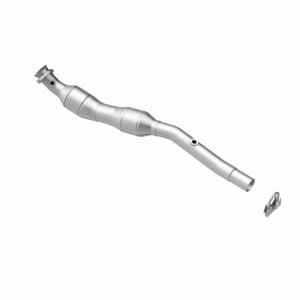 Land Rover Range Rover Catalytic Converter - Driver Side - Magnaflow - OEM Grade, Direct-Fit, Federal/EPA Compliant - `03-`05