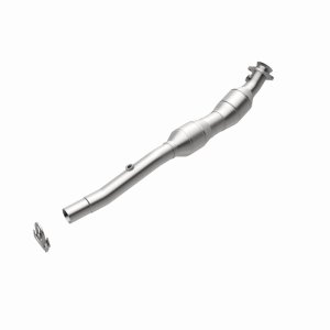 Land Rover Range Rover Catalytic Converter - Driver Side - Magnaflow - OEM Grade, Direct-Fit, Federal/EPA Compliant - `03-`05