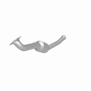 Dodge Durango Catalytic Converter - Magnaflow - OEM Grade Direct-Fit - `11-`12