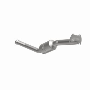 Dodge Durango Catalytic Converter - Magnaflow - OEM Grade Direct-Fit - `11-`12