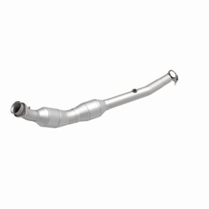 Land Rover Range Rover Catalytic Converter - Passenger Side - Magnaflow - Direct-Fit OEM Grade (EPA Compliant, Spun Body, 409 Stainless Steel) - `03-`05