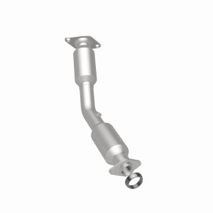 Nissan Versa Catalytic Converter - Magnaflow - OEM Grade Direct-Fit - `12-`19