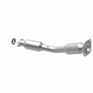 Nissan Versa Catalytic Converter - Magnaflow - OEM Grade Direct-Fit - `12-`19