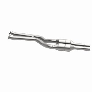 BMW 3 Series Direct-Fit Catalytic Converter - Rear - Magnaflow - MagnaFlow OEM Grade - `03-`05