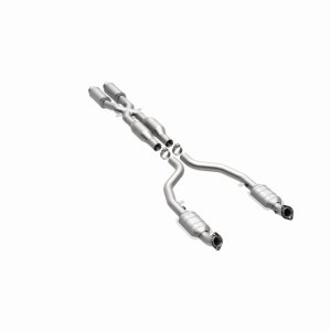 BMW M3 Catalytic Converter - Magnaflow - OEM Grade Direct-Fit - `08-`13