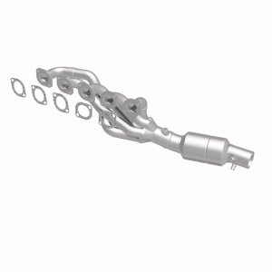 BMW M5 Catalytic Converter - Magnaflow - OEM Grade Direct-Fit - `06-`10 BMW M5 Catalytic Converter - Magnaflow - OEM Grade Direct-Fit - `06-`10