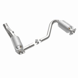 Chrysler Aspen Catalytic Converter - Magnaflow - Direct-Fit, OEM Grade - 2007