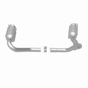 Chrysler Aspen Catalytic Converter - Magnaflow - Direct-Fit, OEM Grade - 2007