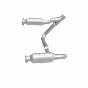 Chrysler Aspen Catalytic Converter - Magnaflow - Direct-Fit, OEM Grade - 2007