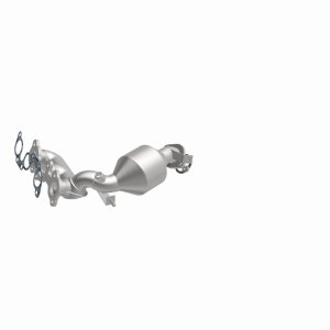 Toyota Sienna Direct-Fit Catalytic Converter - Magnaflow - OEM Grade - `04-`06 Toyota Sienna Direct-Fit Catalytic Converter - Magnaflow - OEM Grade - `04-`06