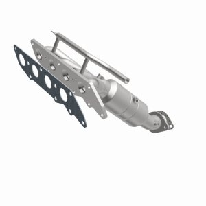 Ford Focus Manifold Catalytic Converter - Front - Magnaflow - OEM Grade Direct-Fit - `05-`07