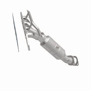 Ford Focus Manifold Catalytic Converter - Front - Magnaflow - OEM Grade Direct-Fit - `05-`07