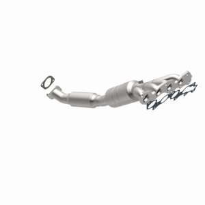 Ford Focus Catalytic Converter - Magnaflow - Direct-Fit, Manifold, OEM Grade - `08-`10